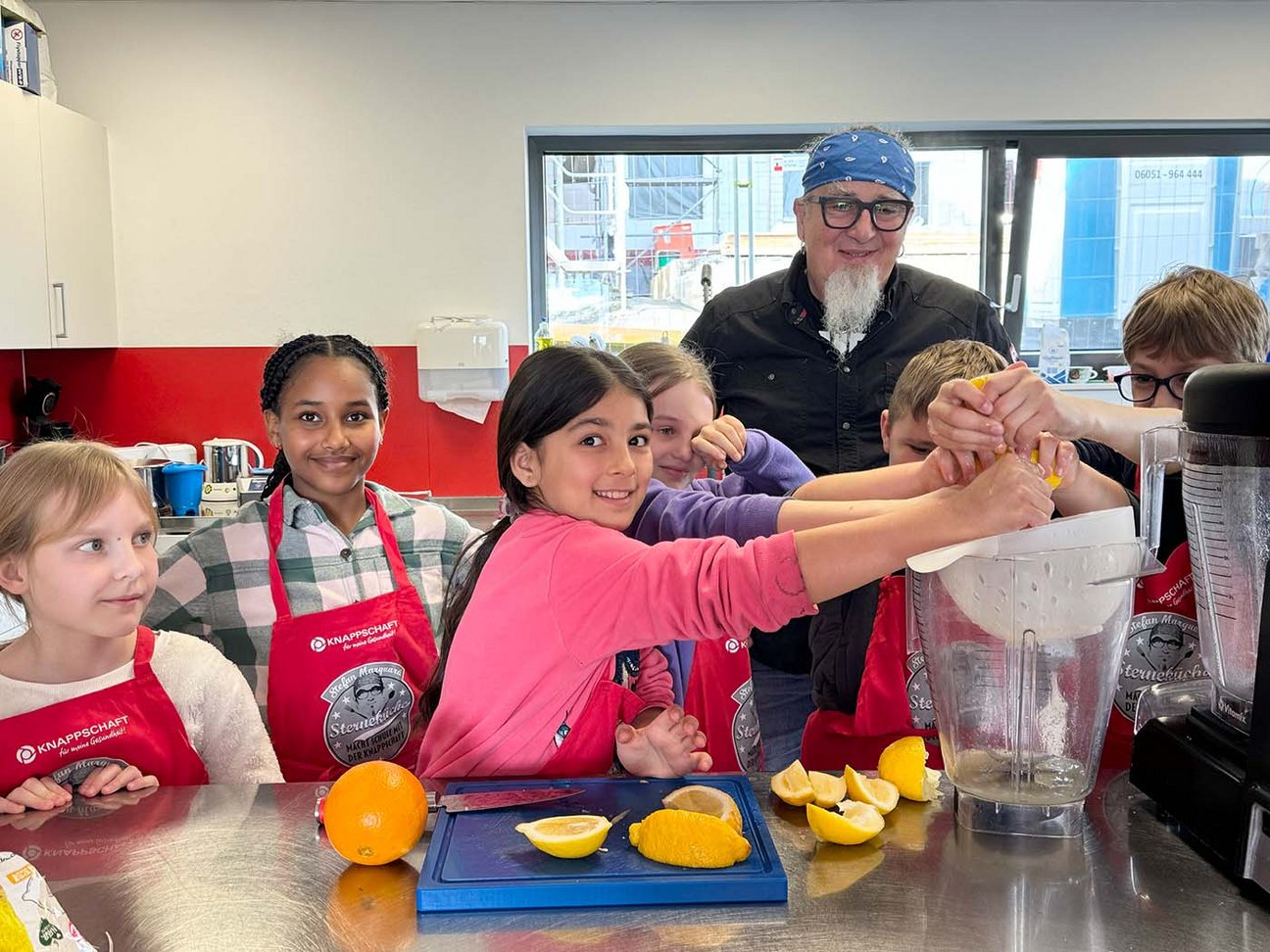 Grundschule Niederbiel - Kochkurs mit dem Sternekoch